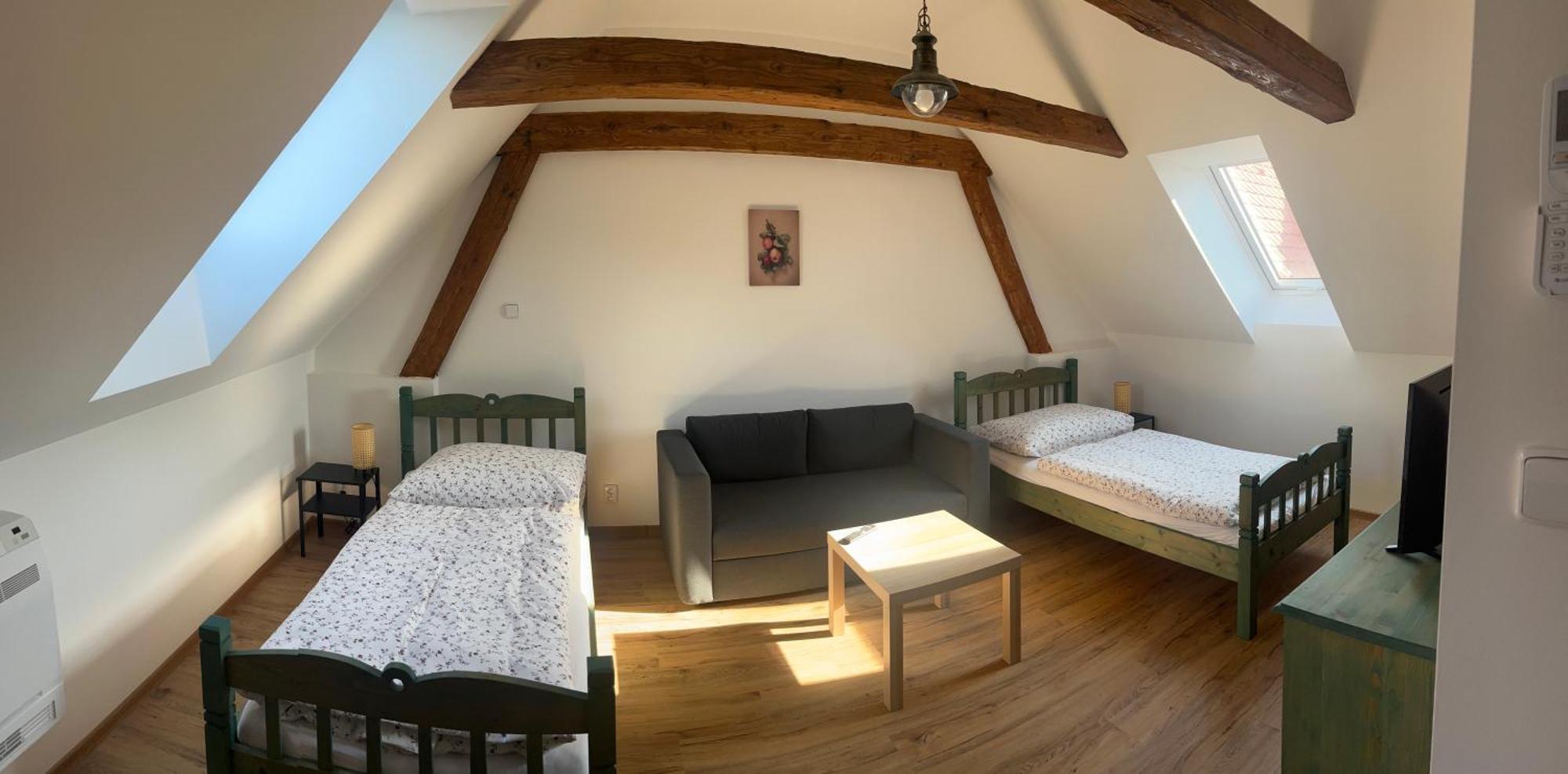 Apartmany Statek Bezdedice Hostomice Εξωτερικό φωτογραφία